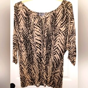 JENNIFER LOPEZ cute Zebra top